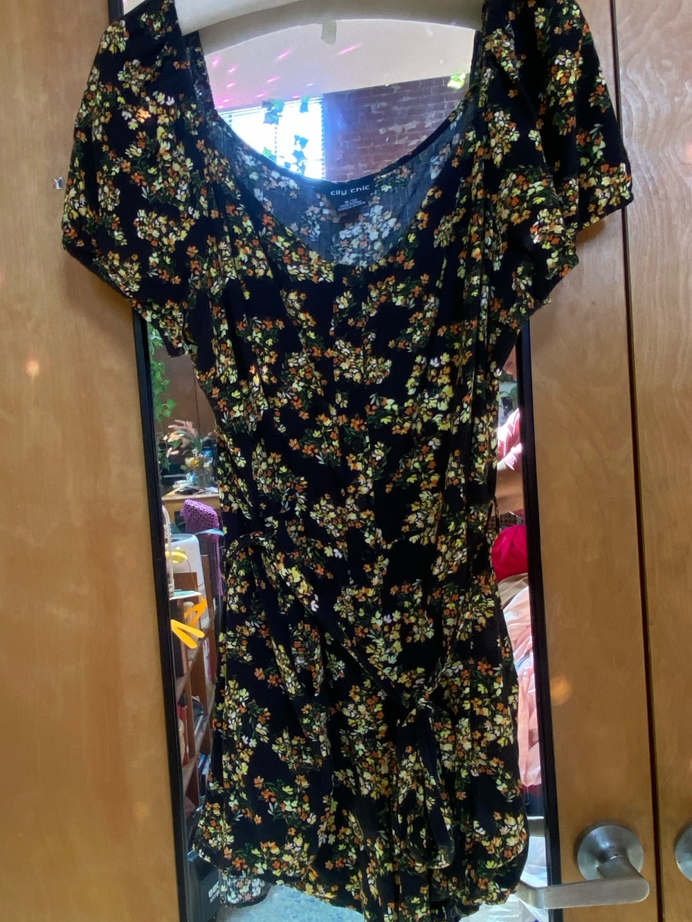 City Chic Black Floral Short-Sleeve Tunic